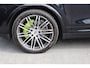 Porsche Cayenne S E-Hybrid 419PK 🚀 | Pano ☀️ | Bose 🔊 | Trekhaak 🔗 | Leder 🛋️ | Zeer compleet!