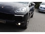 Porsche Cayenne S E-Hybrid 419PK 🚀 | Pano ☀️ | Bose 🔊 | Trekhaak 🔗 | Leder 🛋️ | Zeer compleet!