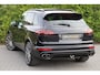 Porsche Cayenne S E-Hybrid 419PK 🚀 | Pano ☀️ | Bose 🔊 | Trekhaak 🔗 | Leder 🛋️ | Zeer compleet!