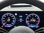 Mercedes-Benz GLB 200 Business Solution AMG 7p. 58 kWh | Premium plus pakket | Nightpakket | Parkeerpakket | Trekhaak | Vast panoramadak | GUARD 360° | Massage functie | Burmester Surround Sound systeem | 19” vijfspaaks lichtmetalen AMG-velgen |