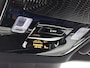 Mercedes-Benz GLB 200 Business Solution AMG 7p. 58 kWh | Premium plus pakket | Nightpakket | Parkeerpakket | Trekhaak | Vast panoramadak | GUARD 360° | Massage functie | Burmester Surround Sound systeem | 19” vijfspaaks lichtmetalen AMG-velgen |