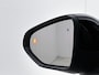Mercedes-Benz GLB 200 Business Solution AMG 7p. 58 kWh | Premium plus pakket | Nightpakket | Parkeerpakket | Trekhaak | Vast panoramadak | GUARD 360° | Massage functie | Burmester Surround Sound systeem | 19” vijfspaaks lichtmetalen AMG-velgen |