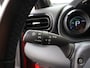 Toyota Yaris 1.5 Hybrid Executive | Dealer onderhouden | Dodehoek detectie | Stoelverwarming | Draadloze telefoonlader | Parkeersensoren voor+achter | Navigatie | Apple CarPlay/Android Auto |