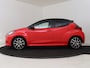 Toyota Yaris 1.5 Hybrid Executive | Dealer onderhouden | Dodehoek detectie | Stoelverwarming | Draadloze telefoonlader | Parkeersensoren voor+achter | Navigatie | Apple CarPlay/Android Auto |