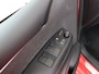 Toyota Yaris 1.5 Hybrid Executive | Dealer onderhouden | Dodehoek detectie | Stoelverwarming | Draadloze telefoonlader | Parkeersensoren voor+achter | Navigatie | Apple CarPlay/Android Auto |