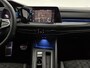 Volkswagen Golf Variant 1.5 eTSI R-Line | Virtual | Sfeer | H/K | IQ-Lights | Camera | Cruise | Carplay | Parkeersens. | NAP