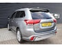 Mitsubishi Outlander 2.4 PHEV Instyle Opendak, Adaptive cruise