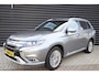 Mitsubishi Outlander 2.4 PHEV Instyle Opendak, Adaptive cruise