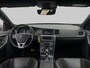 Volvo V60 1.5 T3 Nordic+ R-Design (NL-auto, Goed OndH, Navi, StoelV, Trekhaak, Cruise Con, Climate Con, Etc)