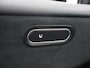 Mercedes-Benz A-klasse 180 AMG Line | Panoramadak | Matrix Led koplampen | Sportstoelen | Adaptieve Cruise control |