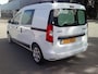 Dacia Dokker BEDRIJFSWAGEN BENZINE NAVI PDC 2x SCHUIFDEUR!!