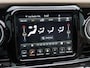 Jeep Wrangler Unlimited 4xe 380 Sahara BRUTE | Wit leder | Elektrisch vouwdak | Stuurverwarming | Privacy Glass | Trekhaak | Parkeersensoren | 22 Inch