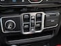Jeep Wrangler Unlimited 4xe 380 Sahara BRUTE | Wit leder | Elektrisch vouwdak | Stuurverwarming | Privacy Glass | Trekhaak | Parkeersensoren | 22 Inch