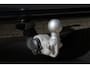 Volvo XC60 2.0 T6 Plug-in hybrid AWD Plus Black Edition | Trekhaak | Panoramadak | HUD Volvo XC60 2.0 T6 Plug-in Hybrid AWD Plus Black Edition met 2.0 viercilinder plug-in hybride aandrijflijn en 350 PK, voorzien van elektrisch glazen panoramadak, Harman Kardon premium audiosy