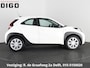 Toyota Aygo X 1.0 VVT-i MT Play | SLECHTS 5.300 KM! | Apple Carplay & AndroidAUTO | Camera | 1e eigenaar |