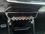 Peugeot 2008 1.2 Hybrid 145 GT // ADAPT. CRUISE // DODEHOEK // 360 CAMERA+SENSOREN // KEYLESS // SFEERVERLICHTING //