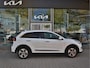Kia Niro EV e-Niro ExecutiveLine 64 kWh | Leder | Stoelventilatie | JBL | Schuifdak | All-Seasons | tot 10 jaar Garantie! |