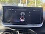 Peugeot 2008 1.2 Hybrid 145 Allure // CRUISE // APPLE CARPLAY-ANDROID AUTO // STOELVERWARMING // CLIMA //