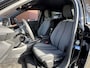 Peugeot 2008 1.2 Hybrid 145 Allure // CRUISE // APPLE CARPLAY-ANDROID AUTO // STOELVERWARMING // CLIMA //