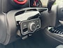 Mercedes-Benz A-klasse 200 AMG Aeropakket Panorama Alcantara Camera ACC origineel Nederlands!