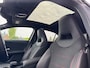 Mercedes-Benz A-klasse 200 AMG Aeropakket Panorama Alcantara Camera ACC origineel Nederlands!