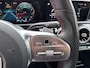 Mercedes-Benz A-klasse 200 AMG Aeropakket Panorama Alcantara Camera ACC origineel Nederlands!
