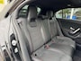 Mercedes-Benz A-klasse 200 AMG Aeropakket Panorama Alcantara Camera ACC origineel Nederlands!