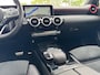Mercedes-Benz A-klasse 200 AMG Aeropakket Panorama Alcantara Camera ACC origineel Nederlands!