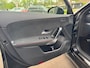 Mercedes-Benz A-klasse 200 AMG Aeropakket Panorama Alcantara Camera ACC origineel Nederlands!