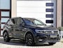 Volkswagen Tiguan 2.0 TDI 4Motion Highline Business R Black Style / Head Up / 360 Camera / Adaptief Demping / 20" Black Style Velg / Afn Trek Haak / CarPlay / Digi Dash / Afn Trekhaak / Privacy Glas / Navigatie / 1e Eigenaar!