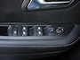 Peugeot 208 1.2 Hybrid 100PK Automaat Allure Navigatie Apple Carplay/Android Auto Airco Camera Parkeer sensoren Cruise Control Led Lichtmetalen Velgen