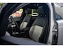 Land Rover Range Rover Velar P400e Hybride AWD R-Dynamic HSE|1 Eig|Org NL NAP|FaceLift|Panoramadak|Meridian|CarPlay|Leder Bi-Color|Arroios Grey|Dealer Onderhouden