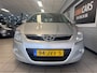 Hyundai i20 1.4i DynamicVersion | NW APK | Automaat |59K NAP