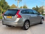 Volvo V60 2.0 D4 Kinetic AIRCO CRUISE NAVI PDC TREKHAAK