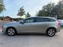 Volvo V60 2.0 D4 Kinetic AIRCO CRUISE NAVI PDC TREKHAAK