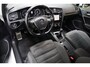Volkswagen Golf 1.5 TSI Highline Business ACC/NAVI/MATRIX