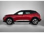 Peugeot 2008 1.2 130pk GT-Line Automaat | Trekhaak | Navigatie | Adaptieve Cruise Control | Camera | Dodehoekdetectie | Climate Control | LED | 17"LMV |