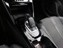 Peugeot 2008 1.2 130pk GT-Line Automaat | Trekhaak | Navigatie | Adaptieve Cruise Control | Camera | Dodehoekdetectie | Climate Control | LED | 17"LMV |