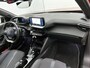 Peugeot 2008 1.2 130pk GT-Line Automaat | Trekhaak | Navigatie | Adaptieve Cruise Control | Camera | Dodehoekdetectie | Climate Control | LED | 17"LMV |