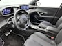 Peugeot 2008 1.2 130pk GT Automaat | Trekhaak | Navigatie | Camera Voor + Achter | Climate Control | Adaptieve Cruise Control | 17"LMV | Dodehoekdetectie | 17"LMV |