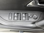 Peugeot 2008 1.2 130pk GT Automaat | Trekhaak | Navigatie | Camera Voor + Achter | Climate Control | Adaptieve Cruise Control | 17"LMV | Dodehoekdetectie | 17"LMV |