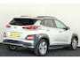 Hyundai Kona Electric EV Style 64 kWh SOH 100% / LED / Navi / CarPlay / Cam / ACC