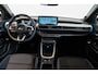 Jeep Avenger Summit 54 kWh | Tot 8 Jaar Garantie | Warmtepomp | Schuif-kanteldak | Navigatie | Stoelverwarming | Elektrische Achterklep |