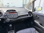 Honda Jazz 1.4-16 Trend Automaat 100 PK. Onverwoestbare auto die nog makkelijk 15 jaar meegaat !!! Alle keuringen toegestaan !! Slechts 49.000 KM !