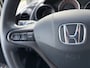 Honda Jazz 1.4-16 Trend Automaat 100 PK. Onverwoestbare auto die nog makkelijk 15 jaar meegaat !!! Alle keuringen toegestaan !! Slechts 49.000 KM !
