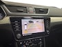Skoda Superb Combi 1.4 TSI iV Laurin & Klement I Panoramadak I Elek. Stoelen I Massage I Canton I Stoel- en Stuurverwarming I Carplay I Camera