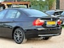 BMW 3-Serie 318i Business Line/ AUTOMAAT/ DAKJE