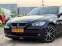 BMW 3-Serie 318i Business Line/ AUTOMAAT/ DAKJE