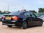 BMW 3-Serie 318i Business Line/ AUTOMAAT/ DAKJE