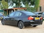BMW 3-Serie 318i Business Line/ AUTOMAAT/ DAKJE